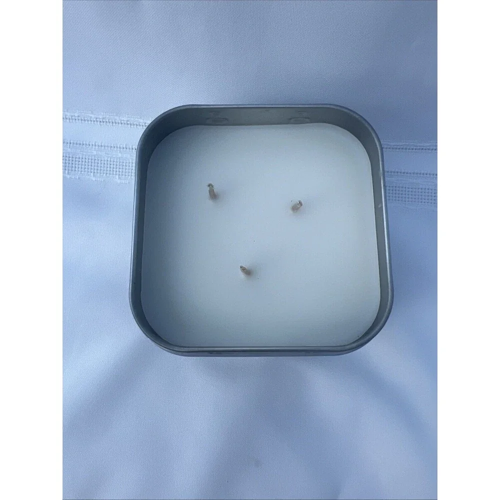 Threshold 3 wick lidded metal tin Candle cashmere vanilla 12 oz‎